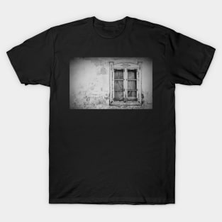 Window in Cigoc in Central Croatia T-Shirt